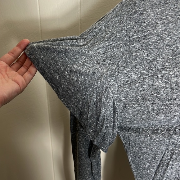 Heathered Gray Ruffle Sleeve Top - Picture 3 of 5